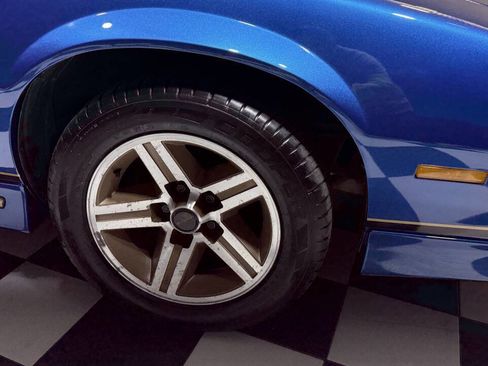 Used 1987 Chevrolet Camaro Z28 image 41