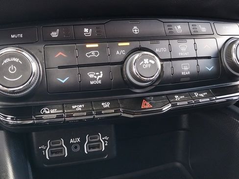 Certified 2023 Dodge Durango GT image 33