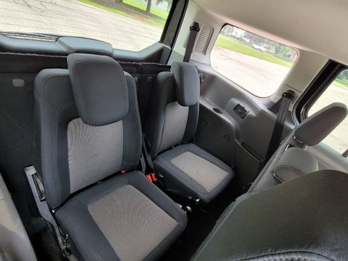 Used 2021 Ford Transit Connect XL image 20