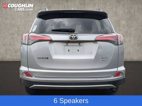 Used 2018 Toyota RAV4 XLE AWD/4WD image 7