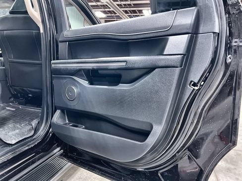 Used 2024 Ford Expedition Max XLT AWD/4WD image 24