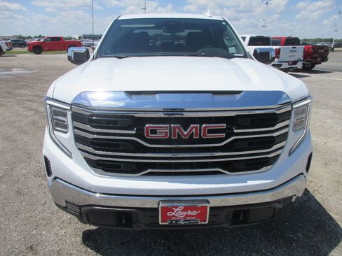 New 2026 GMC Sierra 1500 SLT w/ SLT Premium Package AWD/4WD image 11