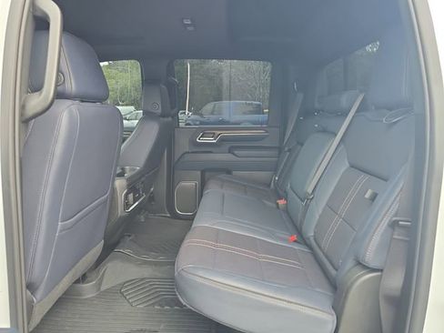 Used 2024 Chevrolet Silverado 2500 High Country w/ Technology Package image 13