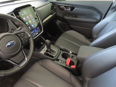 Used 2025 Subaru Forester Limited image 24