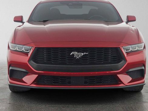 Used 2024 Ford Mustang Coupe RWD image 8