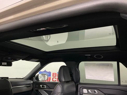 New 2026 Ford Explorer Tremor image 22