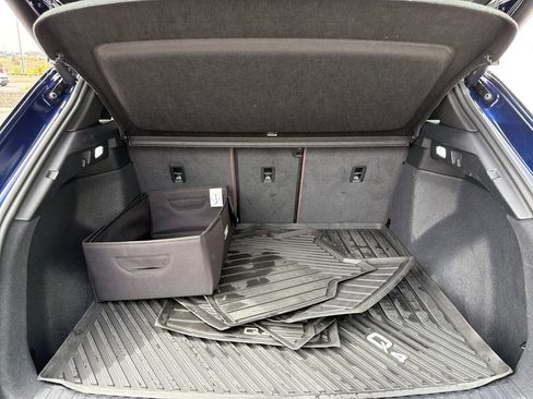 Used 2024 Audi Q4 e-tron Premium Plus w/ Premium Plus image 16