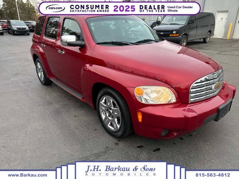 Used 2011 Chevrolet HHR LT image 1