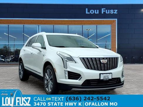 Used 2020 Cadillac XT5 Premium Luxury FWD image 1