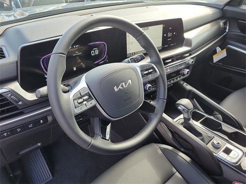 New 2025 Kia Telluride S image 24