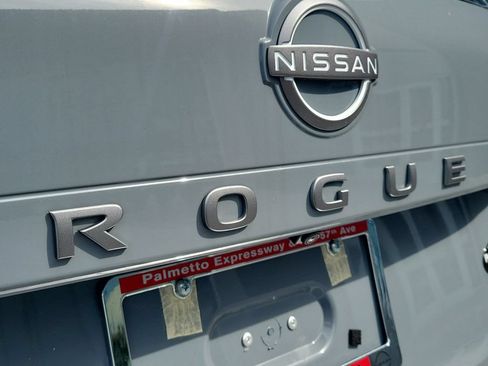 Used 2026 Nissan Rogue SV FWD image 10