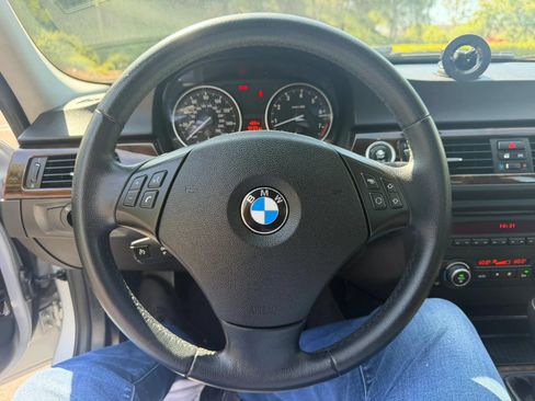 Used 2011 BMW 328i Sedan RWD image 22