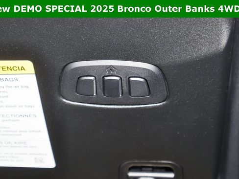 New 2025 Ford Bronco Outer Banks image 28