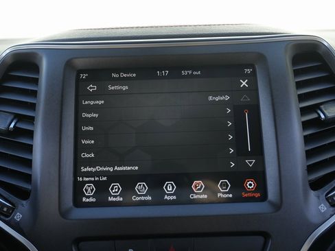 Used 2019 Jeep Cherokee Trailhawk w/ Cold Weather Group image 56