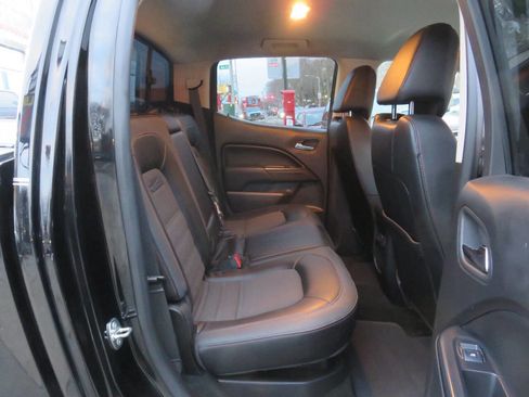 Used 2016 GMC Canyon SLE w/ All Terrain Package image 22