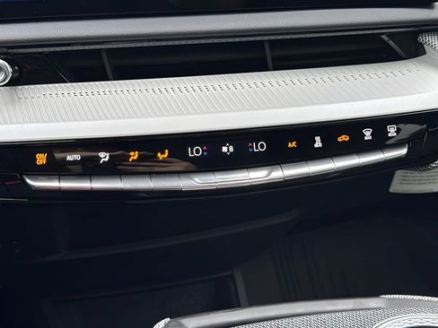 New 2027 Cadillac Optiq Luxury w/ LPO, Floor Liner Package AWD/4WD image 25