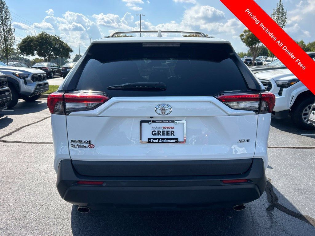 Used 2024 Toyota RAV4 XLE FWD image 18