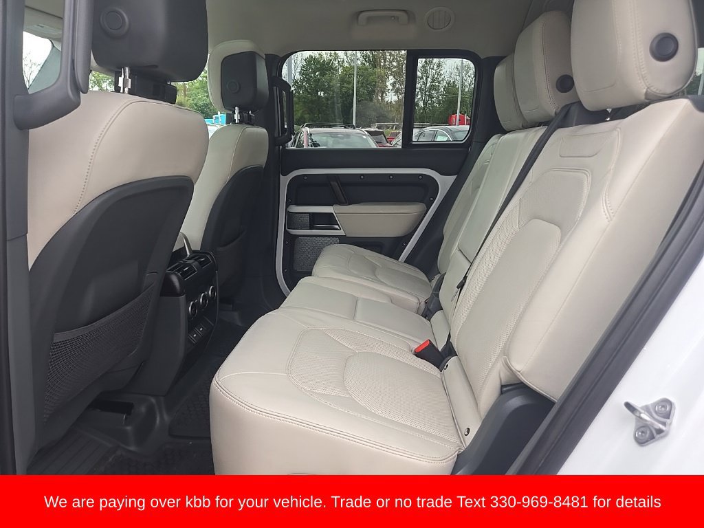 Used 2023 Land Rover Defender 130 First Edition AWD/4WD image 39