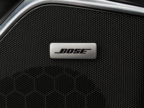 Used 2019 Cadillac Escalade Premium Luxury w/ Escalade Sport Edition image 10