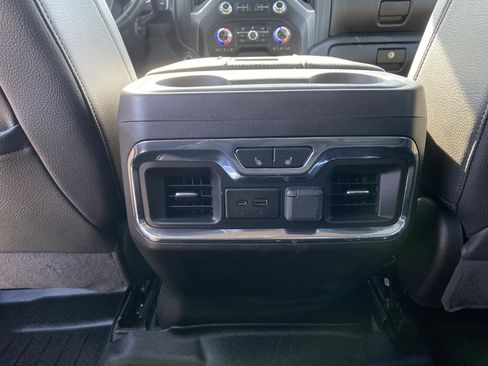 Used 2021 GMC Sierra 3500 Denali w/ Denali Ultimate Package image 27