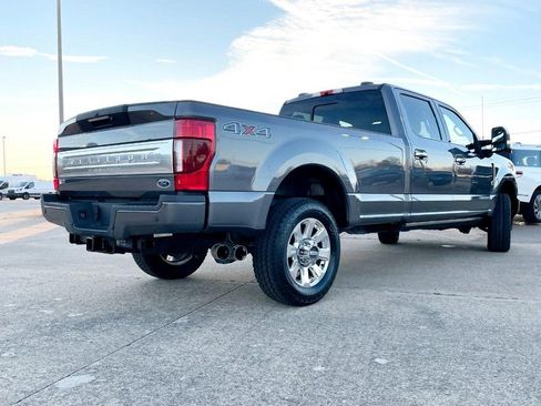 Used 2022 Ford F350 Platinum image 4