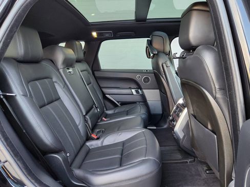 Used 2019 Land Rover Range Rover Sport HSE image 9