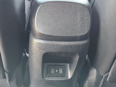 Used 2025 Hyundai Elantra Sport FWD image 29