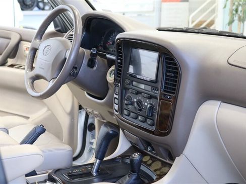 Used 1999 Toyota Land Cruiser AWD/4WD image 79