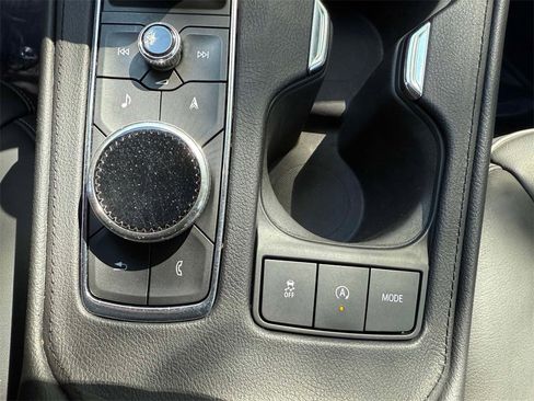 Certified 2022 Cadillac XT4 Premium Luxury w/ Technology Package image 24