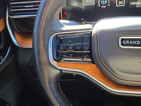 Used 2022 Jeep Grand Wagoneer Series III AWD/4WD image 21