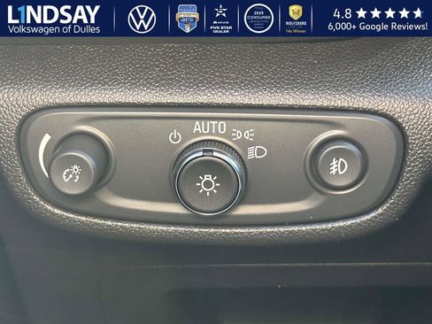 Used 2022 Chevrolet TrailBlazer RS w/ Technology Package image 23