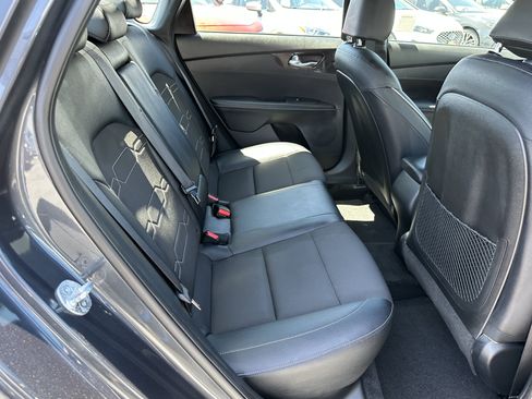 Used 2023 Kia Forte GT-Line w/ GT-Line Technology Package FWD image 18