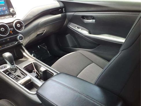 Used 2024 Nissan Sentra SV FWD image 12