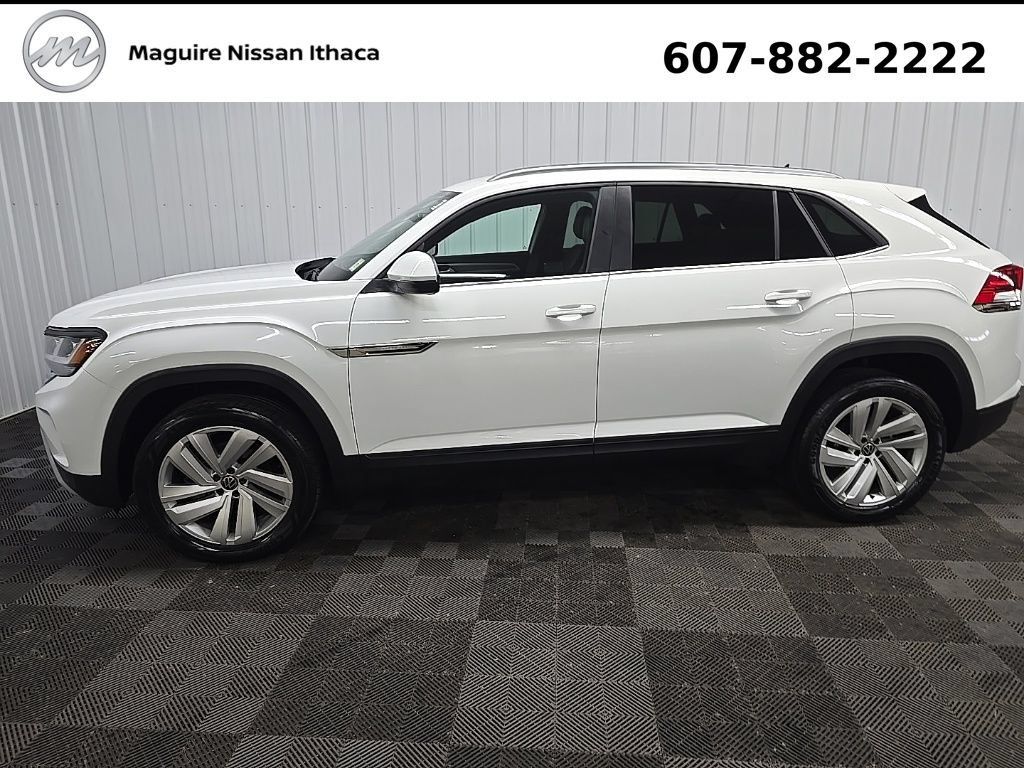 Used 2023 Volkswagen Atlas Cross Sport SE AWD/4WD image 6