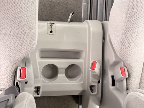 Used 2011 Toyota Sienna LE FWD image 19