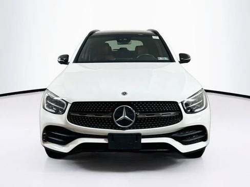 Used 2022 Mercedes-Benz GLC 300 4MATIC image 2