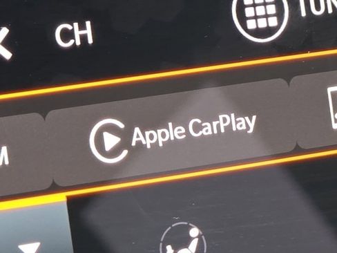 Used 2024 Jeep Compass Latitude w/ Convenience Group image 9