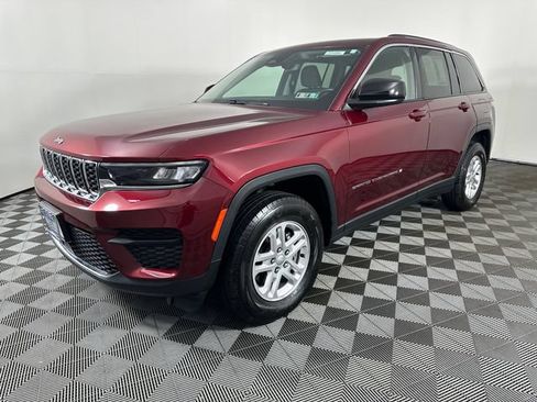 Certified 2023 Jeep Grand Cherokee Laredo AWD/4WD image 21