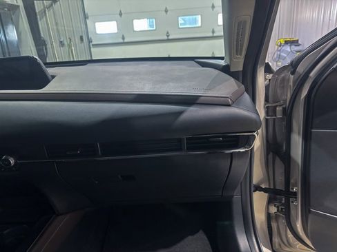 Used 2024 MAZDA CX-30 AWD 2.5 S w/ Premium Package image 28