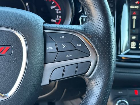 Used 2024 Dodge Durango SXT w/ 3rd Row Seating Group image 25