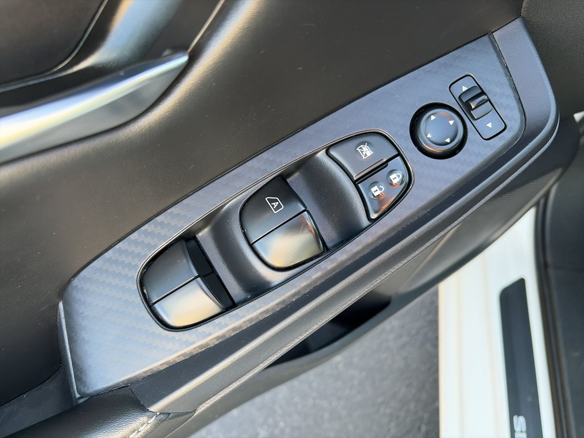 Used 2024 Nissan Sentra SV w/ All-Weather Package FWD image 19