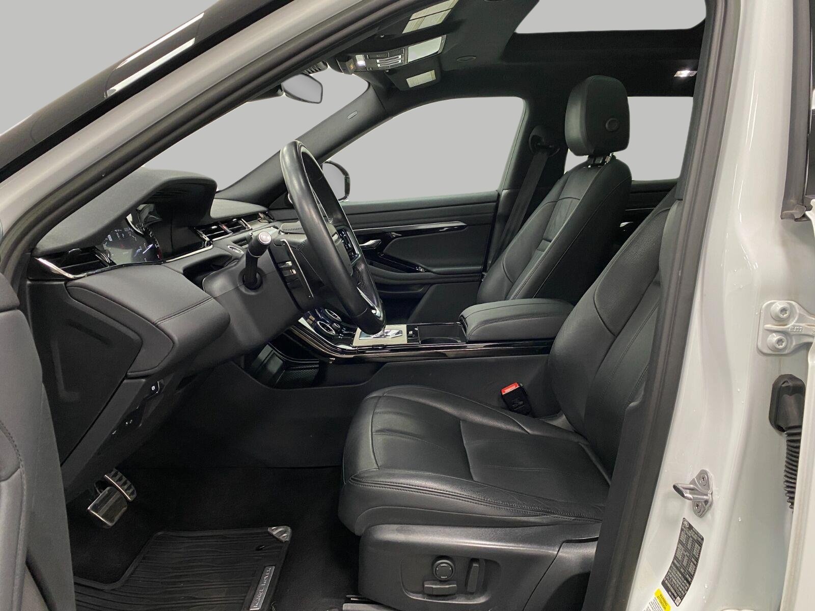 Used 2023 Land Rover Range Rover Evoque R-Dynamic SE AWD/4WD image 28