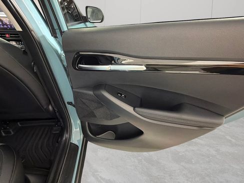 Used 2024 Kia Seltos S FWD image 31