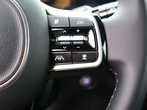 Used 2025 Kia Sorento S w/ Panoramic Sunroof Package image 29