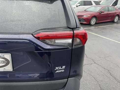 Used 2025 Toyota RAV4 XLE Premium image 18