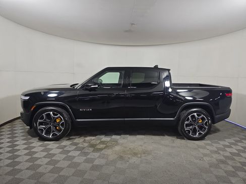 Used 2022 Rivian R1T Launch Edition image 2