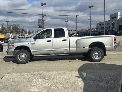 Used 2008 Dodge Ram 3500 Truck SLT w/ Popular Equipment Group image 9
