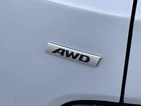 Used 2023 Hyundai Kona SEL AWD/4WD image 10