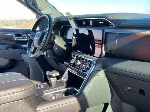 Used 2024 GMC Sierra 1500 Denali image 28