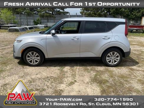 Used 2020 Kia Soul LX FWD image 5